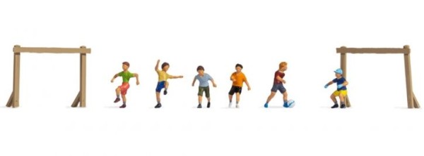 HO Kinder auf dem Bolzplatz