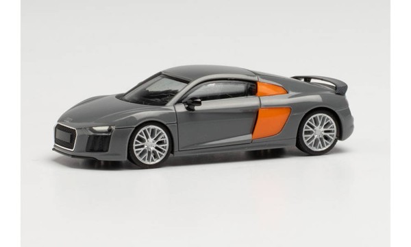 Audi R8 V10 plus, nardograu