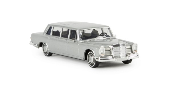 MB 600 Limo. Silber