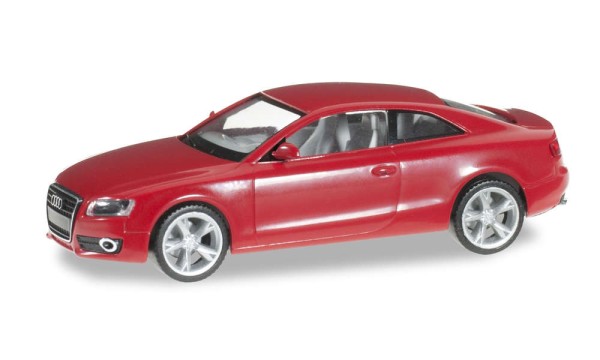 Audi A5 Coupe std. "feuerrot"
