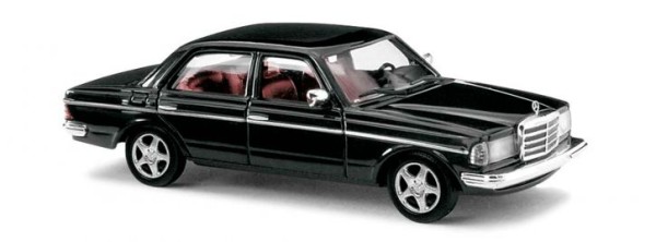 Mercedes W123 Black Edition