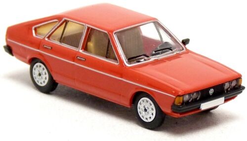 VW Passat B1, rot, 1977,
