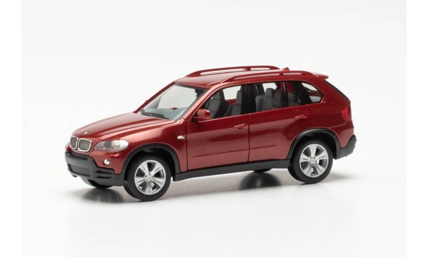 BMW X5 vermillion red met.