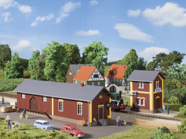 Bahnhof Steinbach mit Wasserh
