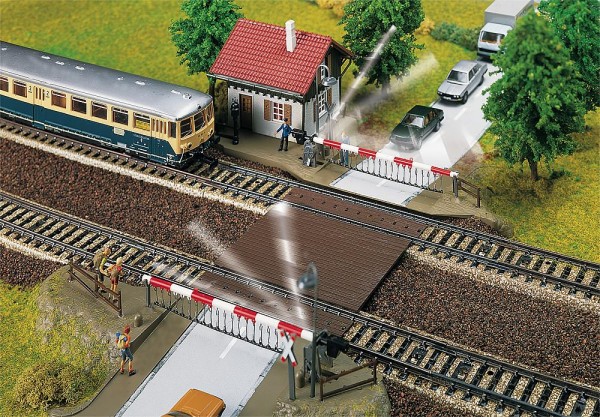 Bahnübergang, beschrankt