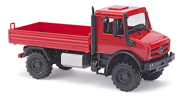 MB Unimog U502 mit Pritsche rot
