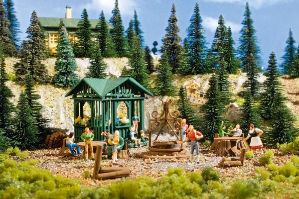 H0-Grillplatz mit Hütte